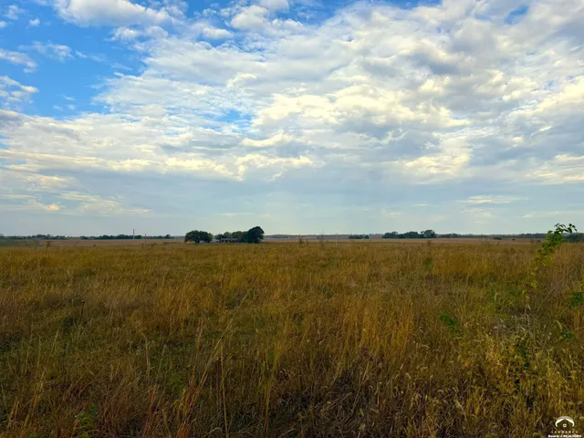 $220,000 | 1200 A East 100th Road, Berryton, KS 66409