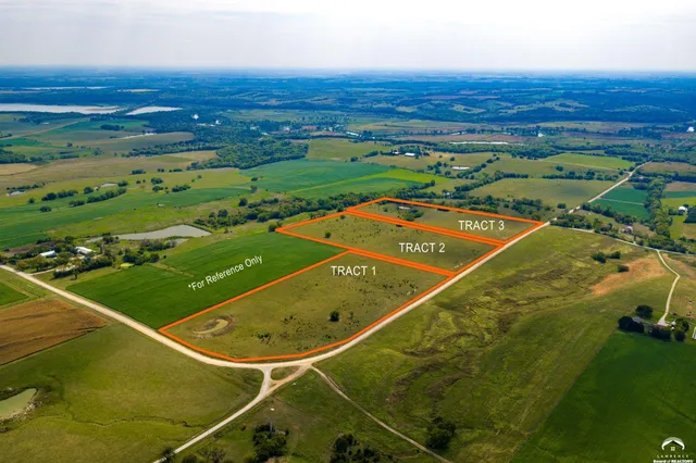 $220,000 | 1200 A East 100th Road, Berryton, KS 66409