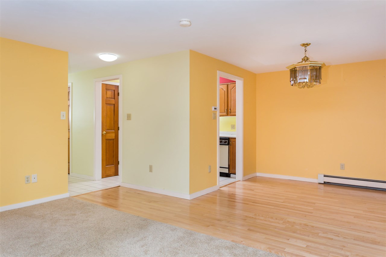 12 Lady Slipper Court Rochester, NH 03867 - Photo 11 of 39