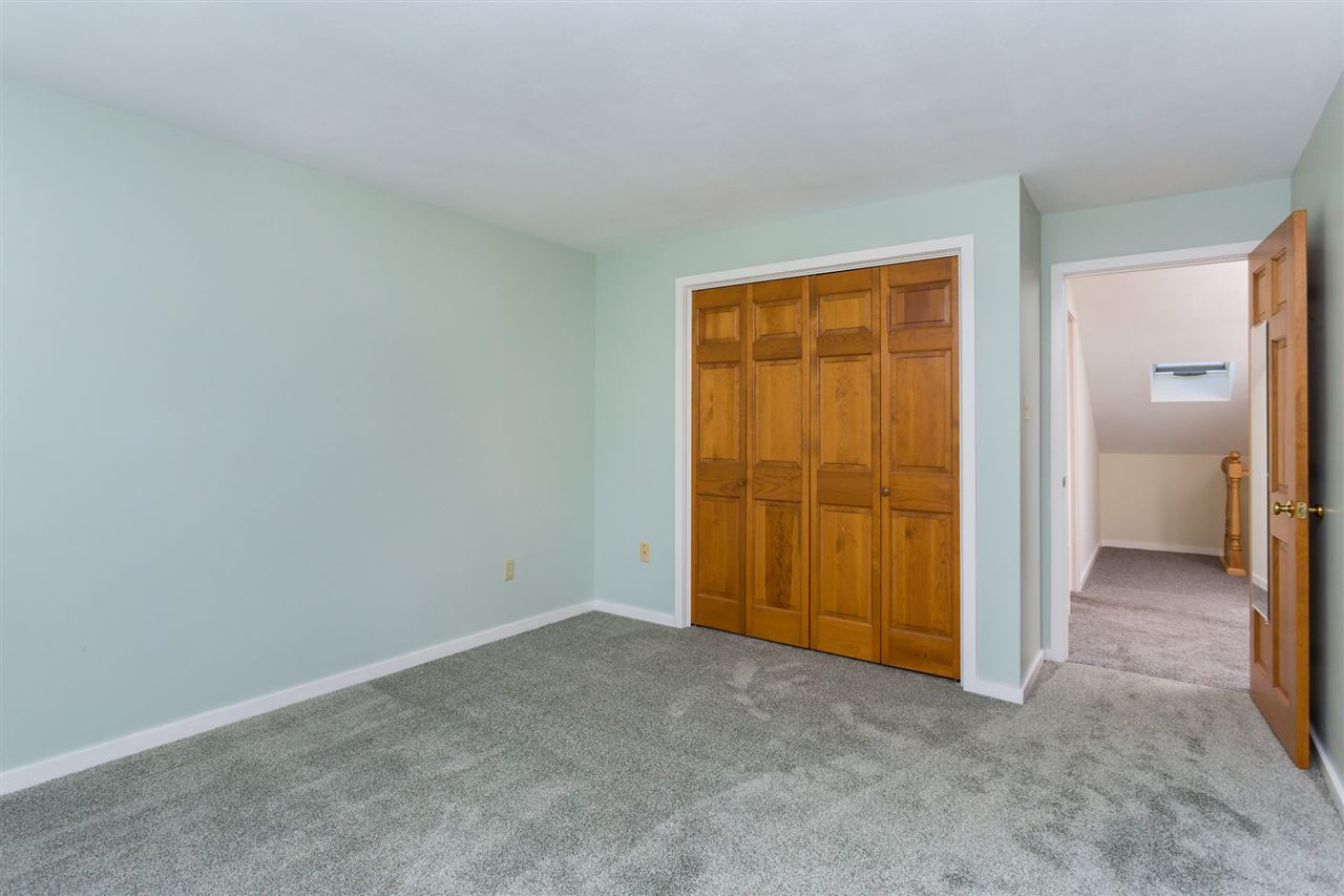 12 Lady Slipper Court Rochester, NH 03867 - Photo 31 of 39