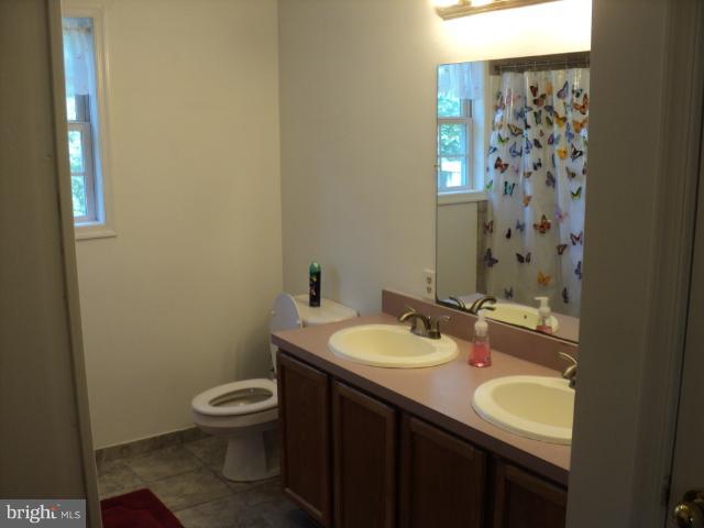 1250 Strobridge Road Inwood, WV 25428 - Photo 14 of 21 Bath