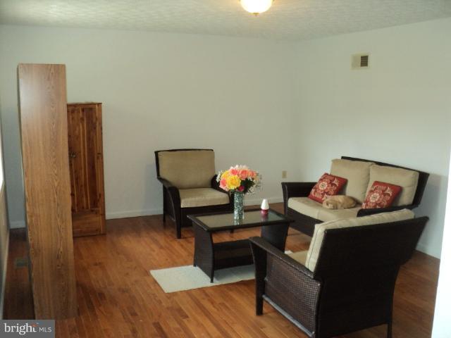 1250 Strobridge Road Inwood, WV 25428 - Photo 10 of 21 Living Room
