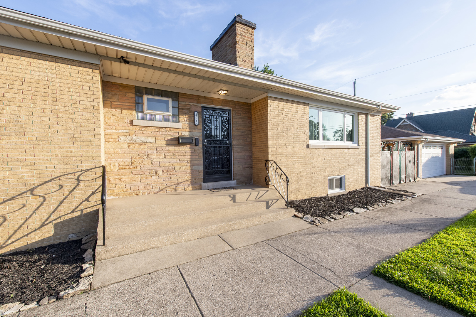 2500 Westover Avenue North Riverside, IL 60546 - Photo 1 of 20