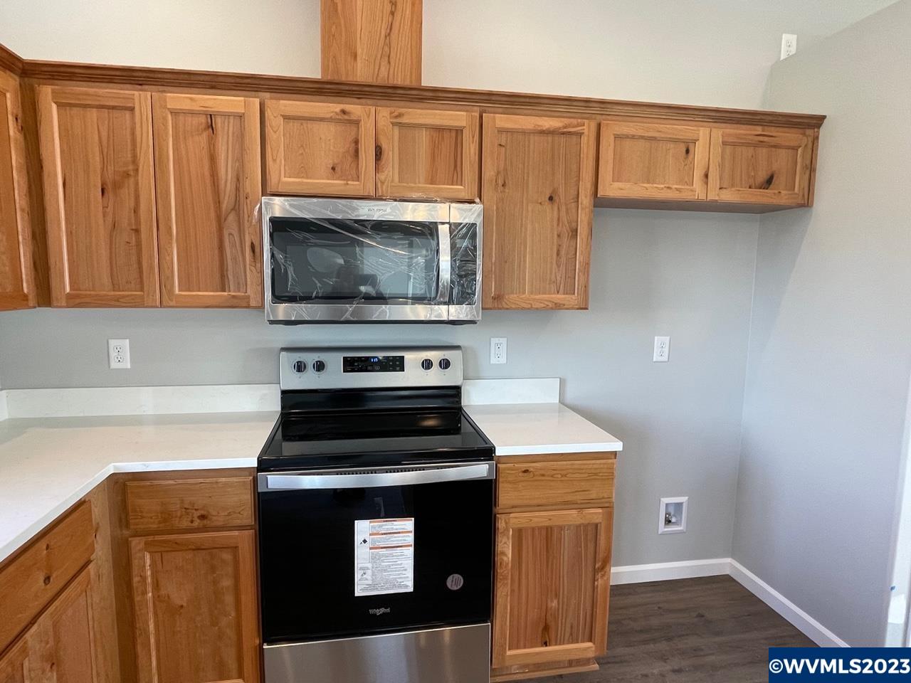 1919 Southwest 13th Avenue Albany, OR 97321 - Photo 11 of 40