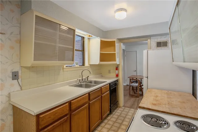 $199,900 | 111 Doll Parkway, Syracuse, NY 13214