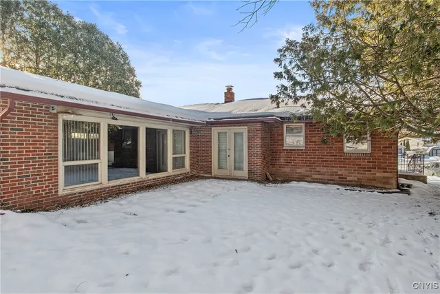 $199,900 | 111 Doll Parkway, Syracuse, NY 13214