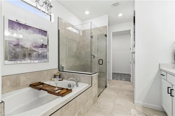 $689,900 | 10475 Ventana Lane, Naples, FL 34120
