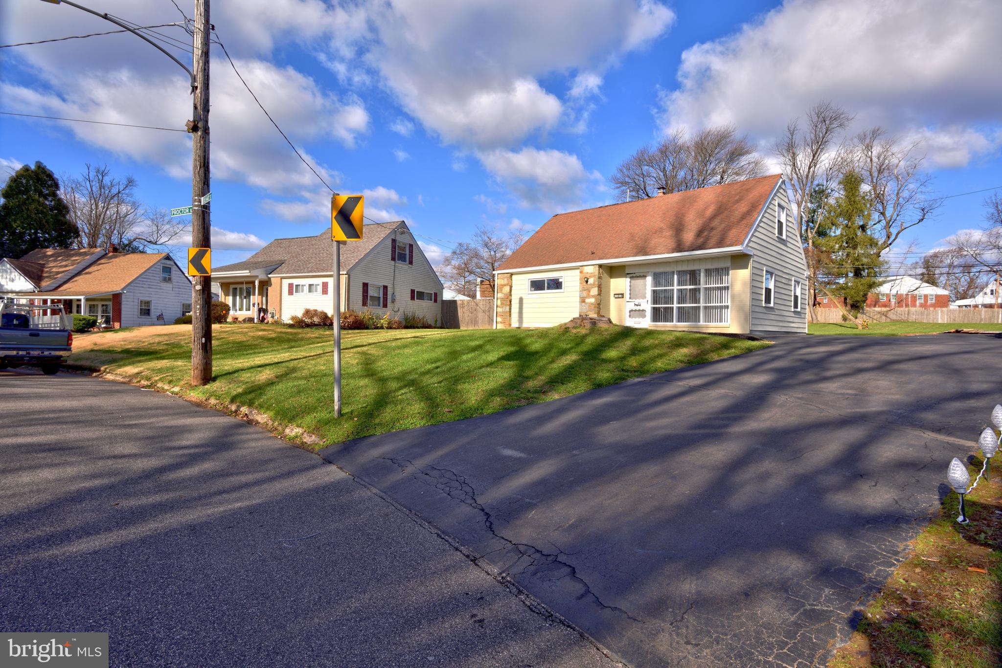 11014 Proctor Road Philadelphia, PA 19116 - Photo 1 of 25 Gallery Image 1