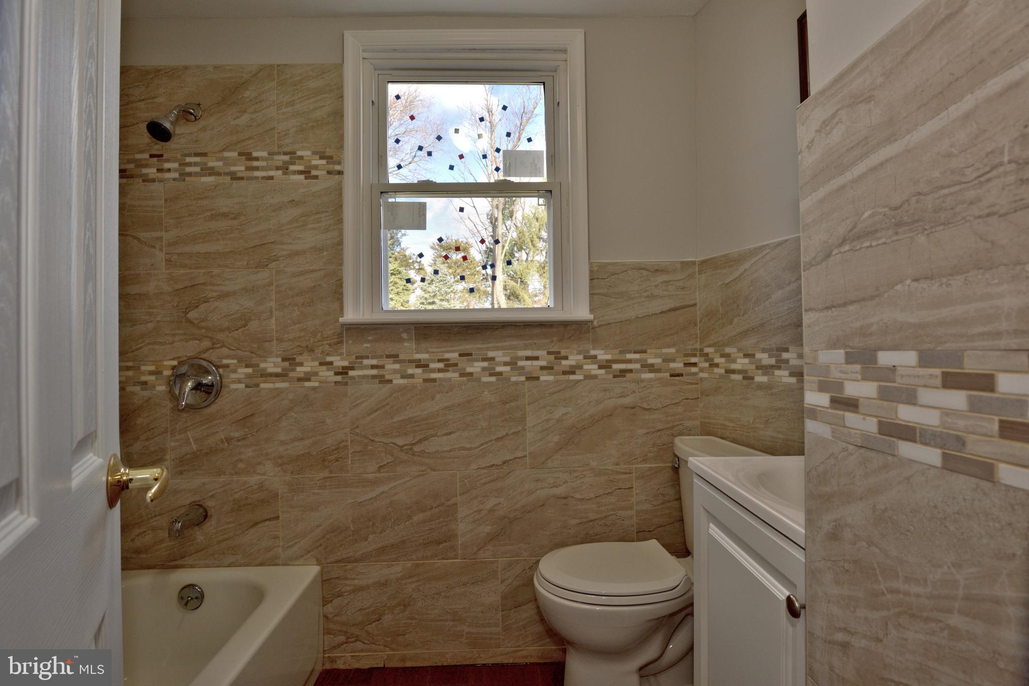 11014 Proctor Road Philadelphia, PA 19116 - Photo 18 of 25 Gallery Image 18