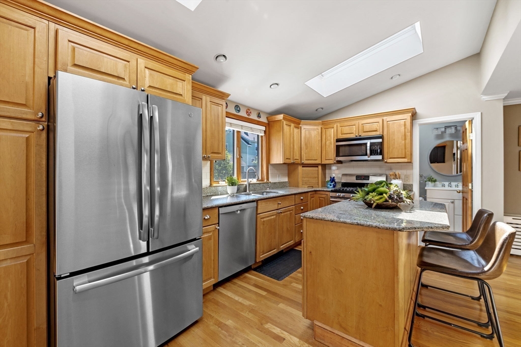 147 Aspen Road Swampscott, MA 01907 - Photo 16 of 31 Gallery Image 16
