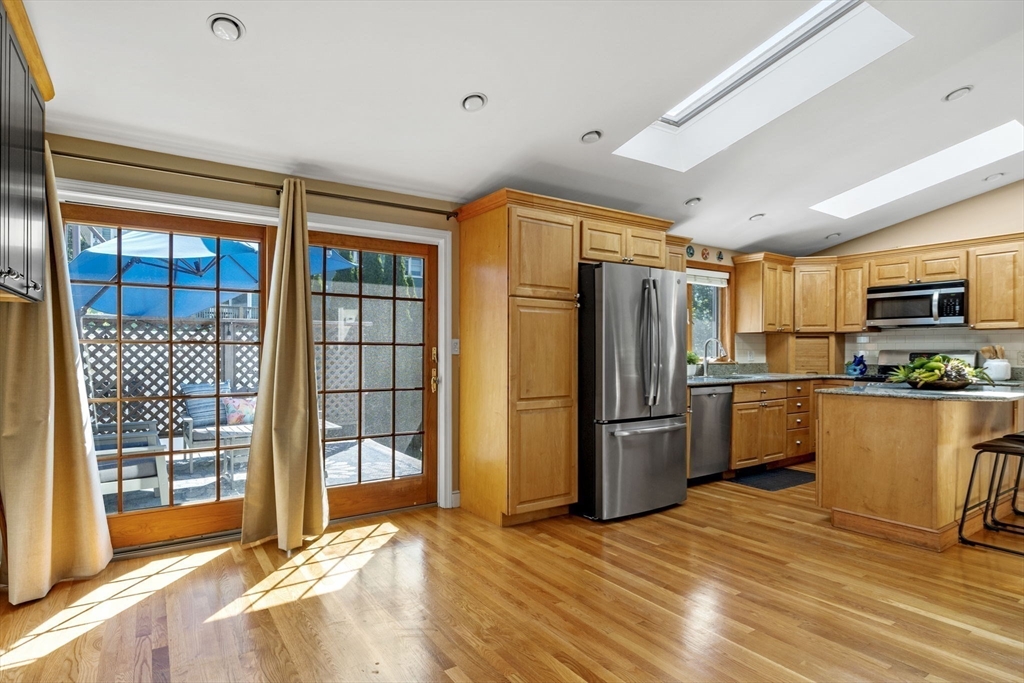 147 Aspen Road Swampscott, MA 01907 - Photo 18 of 31 Gallery Image 18