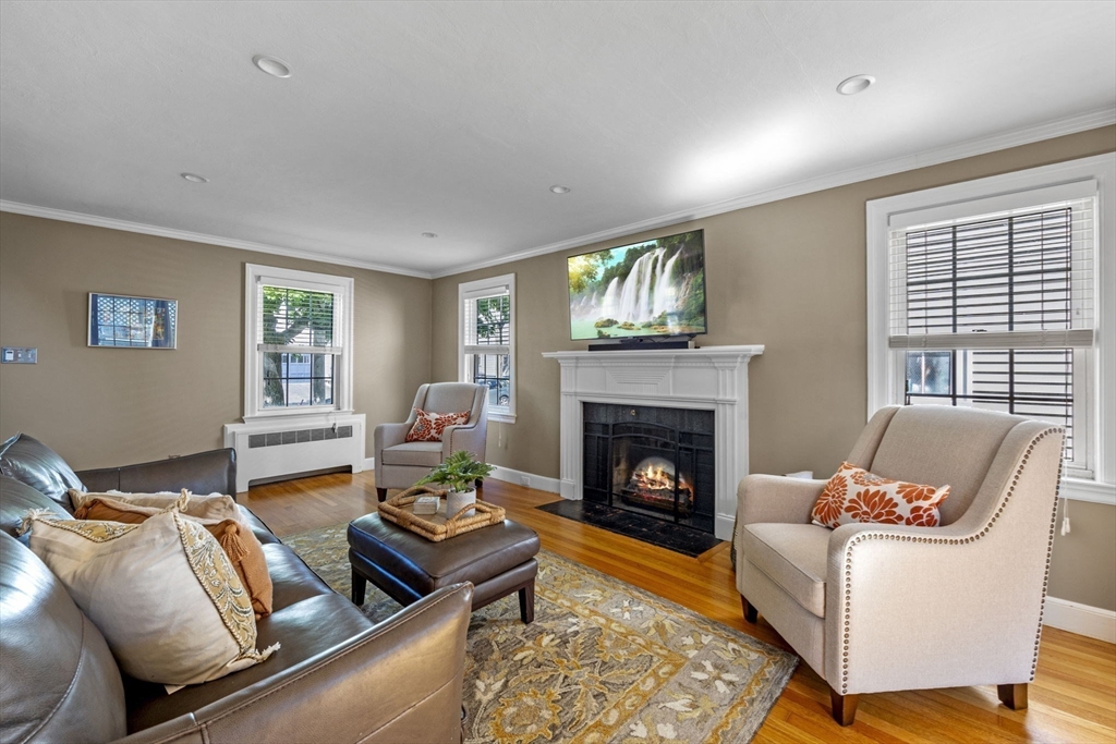 147 Aspen Road Swampscott, MA 01907 - Photo 8 of 31 Gallery Image 8