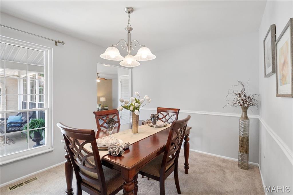 1115 Pinrun Drive Ballwin, MO 63011 - Photo 12 of 46