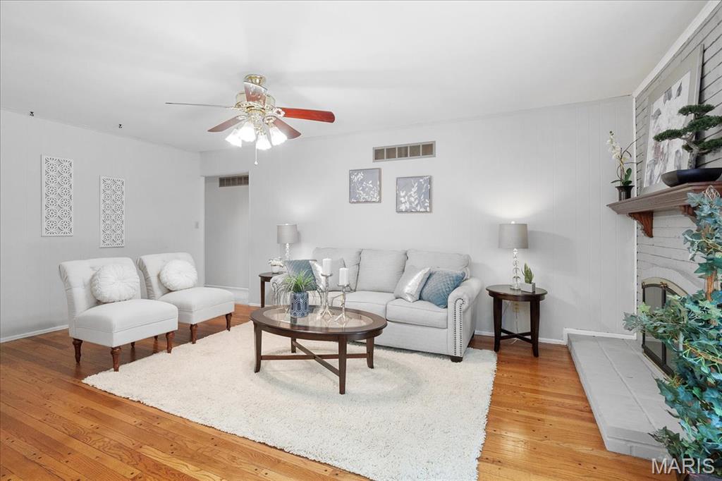 1115 Pinrun Drive Ballwin, MO 63011 - Photo 13 of 46