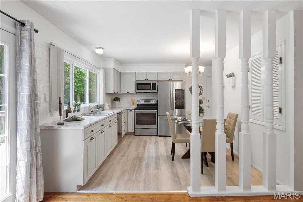 1115 Pinrun Drive Ballwin, MO 63011 - Photo 22 of 46