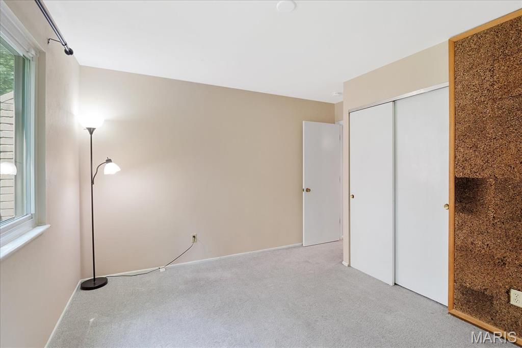 1115 Pinrun Drive Ballwin, MO 63011 - Photo 30 of 46