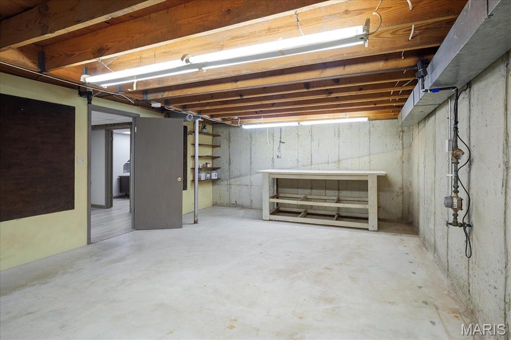 1115 Pinrun Drive Ballwin, MO 63011 - Photo 37 of 46