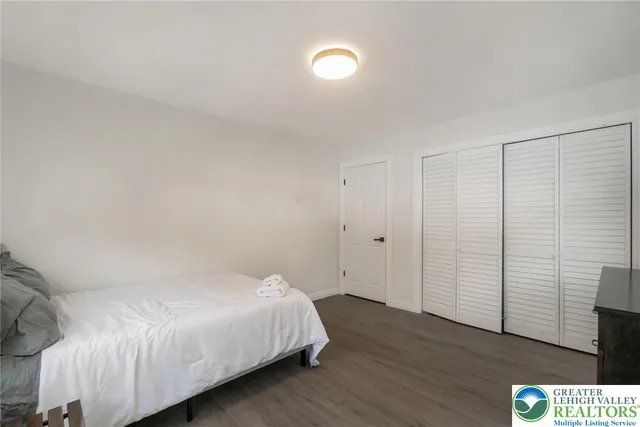 $750,000 | 339 Stony Brook Drive, Stroudsburg, PA 18360