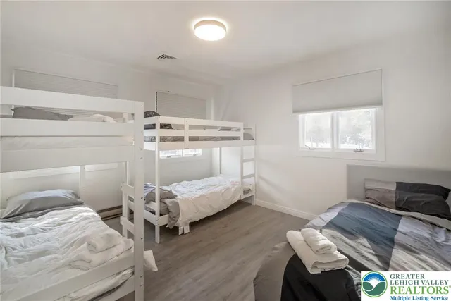 $750,000 | 339 Stony Brook Drive, Stroudsburg, PA 18360