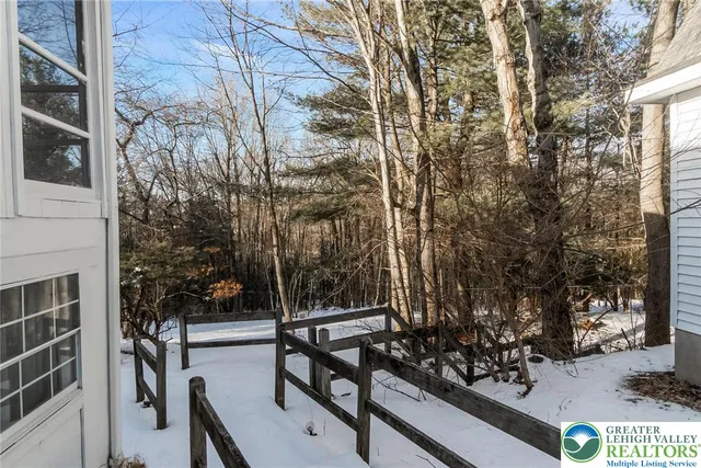 $750,000 | 339 Stony Brook Drive, Stroudsburg, PA 18360