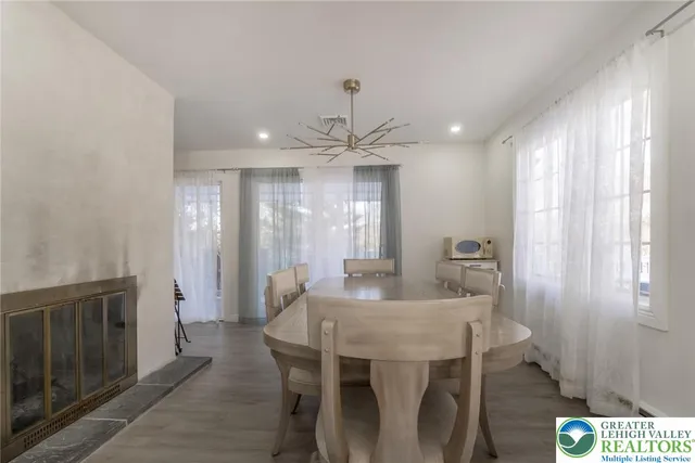 $750,000 | 339 Stony Brook Drive, Stroudsburg, PA 18360