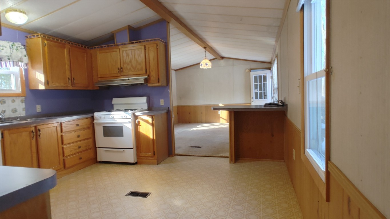 295 Stein Road Greene, NY 13746 - Photo 6 of 16