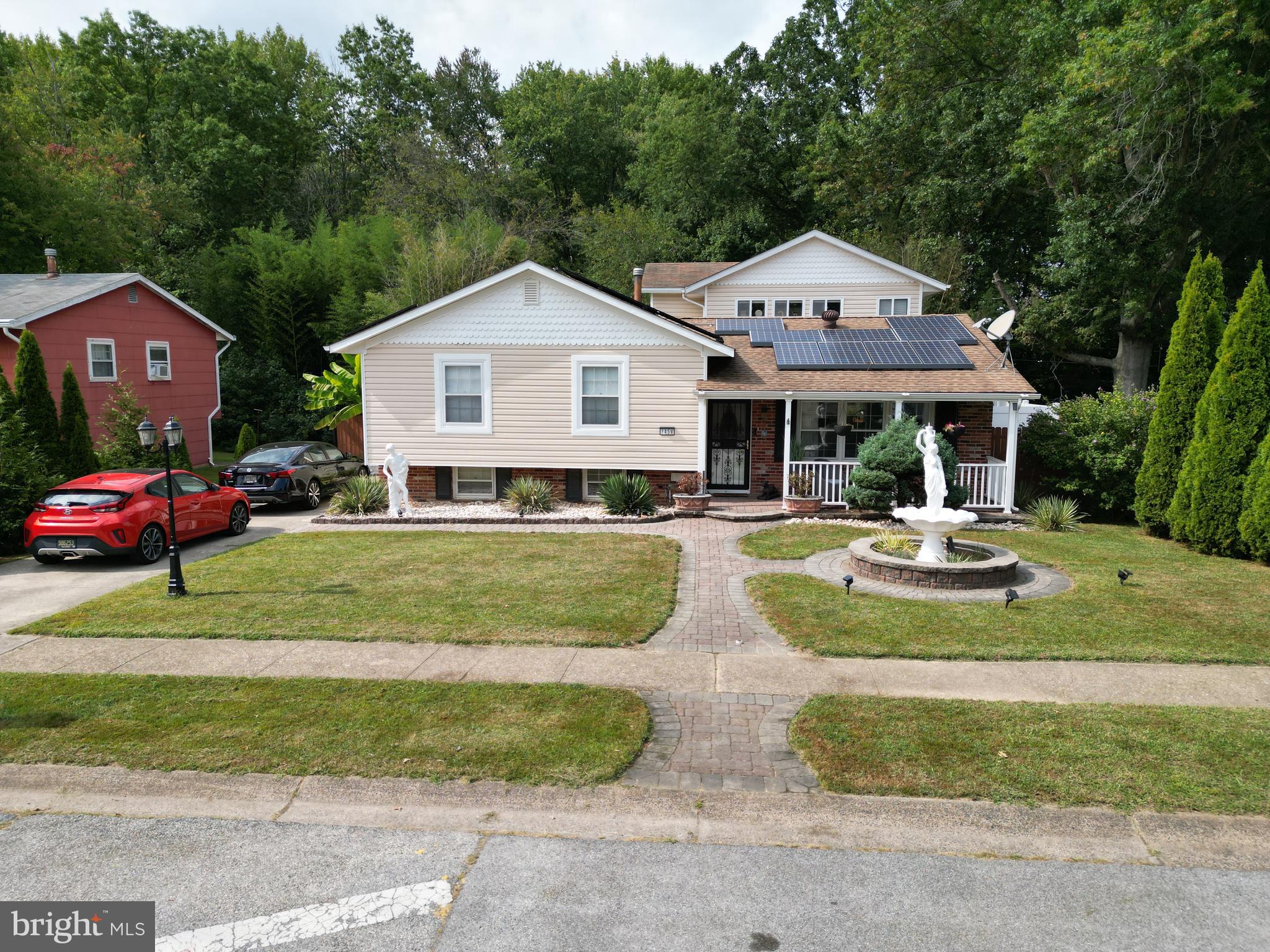 145 West Rutherford Drive Newark, DE 19713 - Photo 3 of 50 PRIVACY. Fence, trees, space, landscaped, perfect