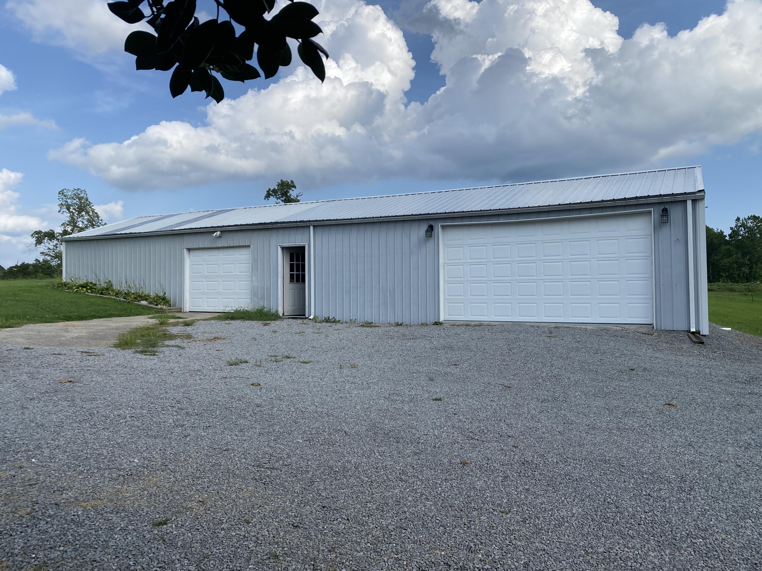 1450 Crocus Road Jamestown, KY 42629 - Photo 20 of 29 IMG_0864