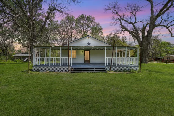 $299,999 | 279 County Road 2363E, Hardin, TX 77575