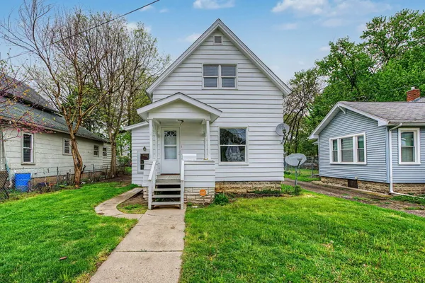 $129,000 | 160 Goguac Street West, Battle Creek, MI 49015