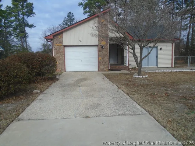 $1,400 | 103 Alexander Lane, Spring Lake, NC 28390