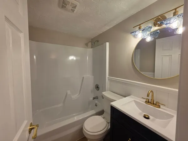 $2,450 | 2 Tideview Path, Unit 8, Plymouth, MA 02360