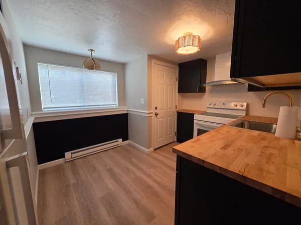 $2,450 | 2 Tideview Path, Unit 8, Plymouth, MA 02360