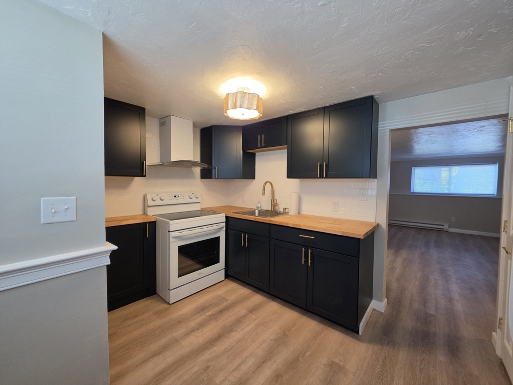 2 Tideview Path, Unit 8 Plymouth, MA 02360 - Photo 4 of 13