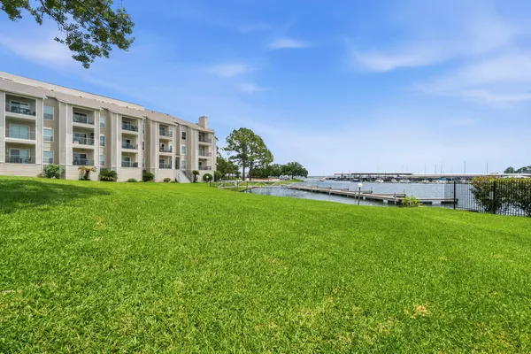 $356,000 | 12800 Melville Drive, Unit B210, Montgomery, TX 77356