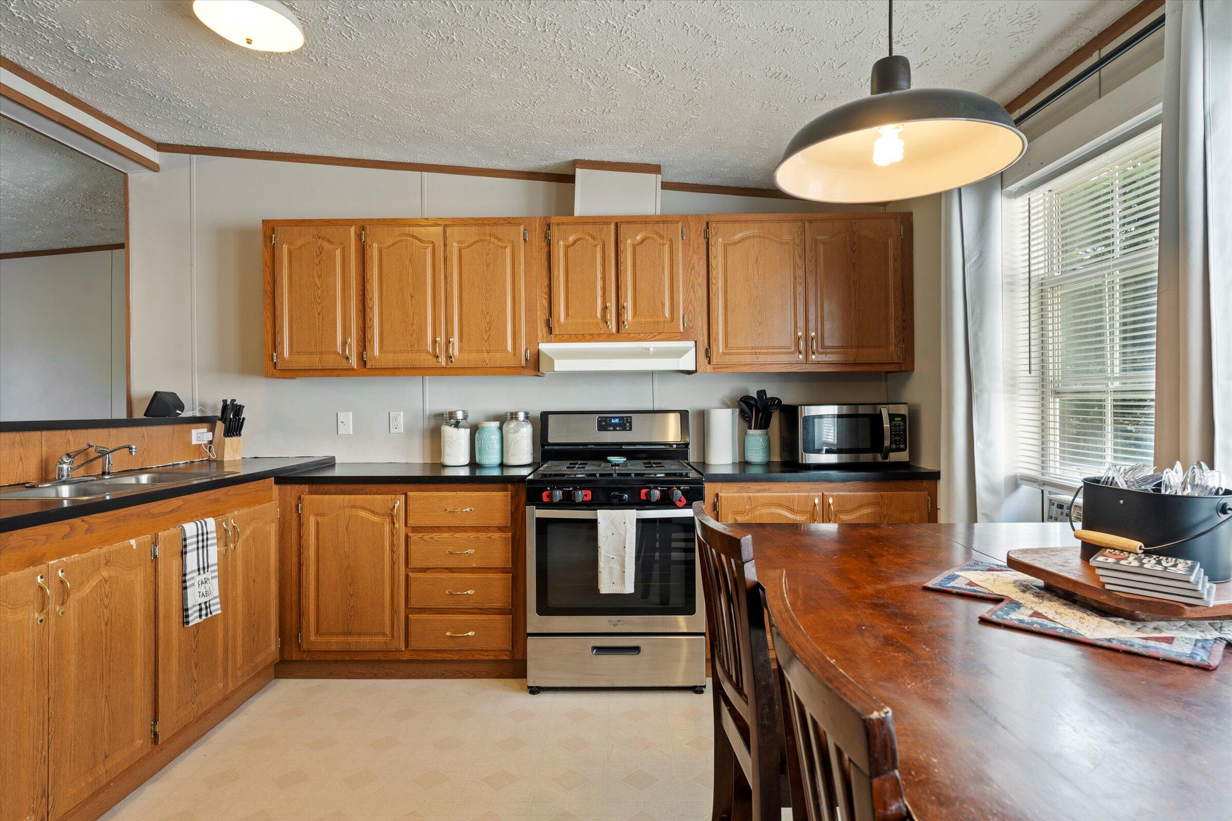 29782 Middle Crossing Road Dowagiac, MI 49047 - Photo 17 of 32 11-DSC03139
