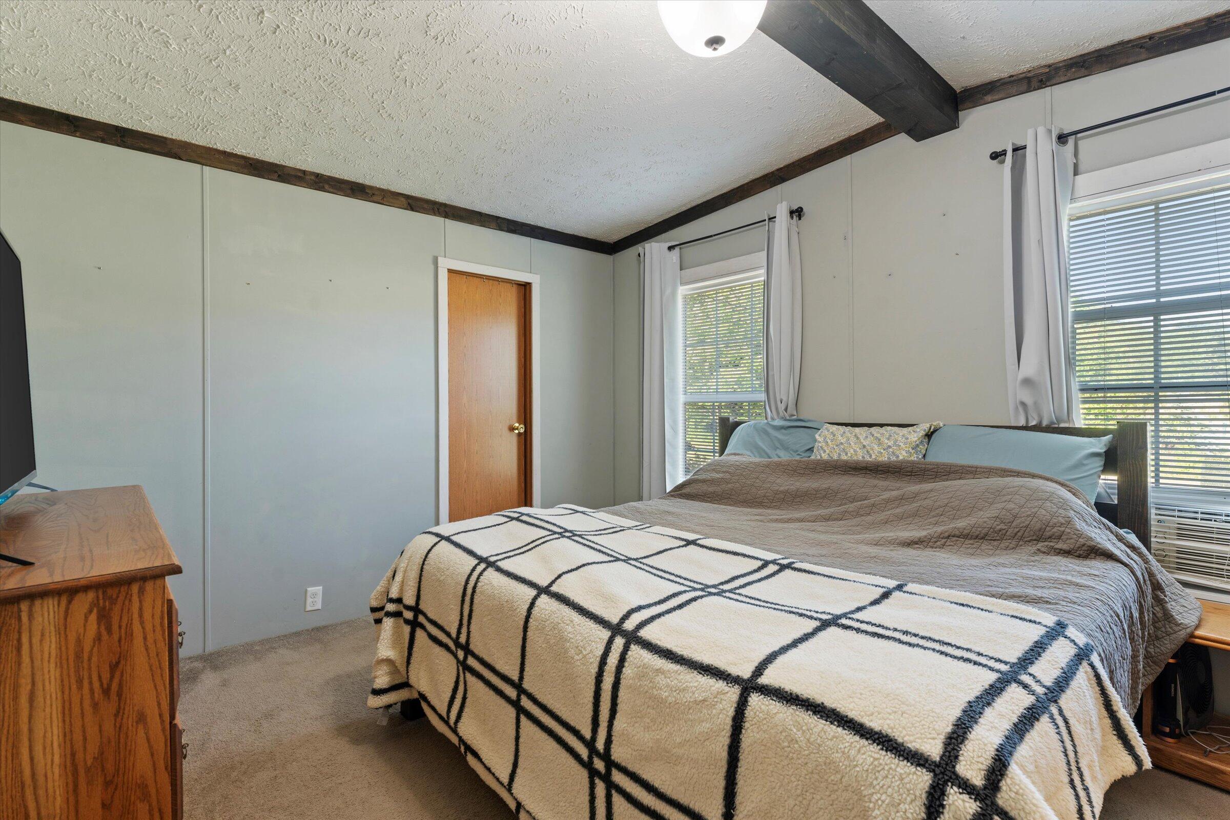 29782 Middle Crossing Road Dowagiac, MI 49047 - Photo 22 of 32 16-DSC03044