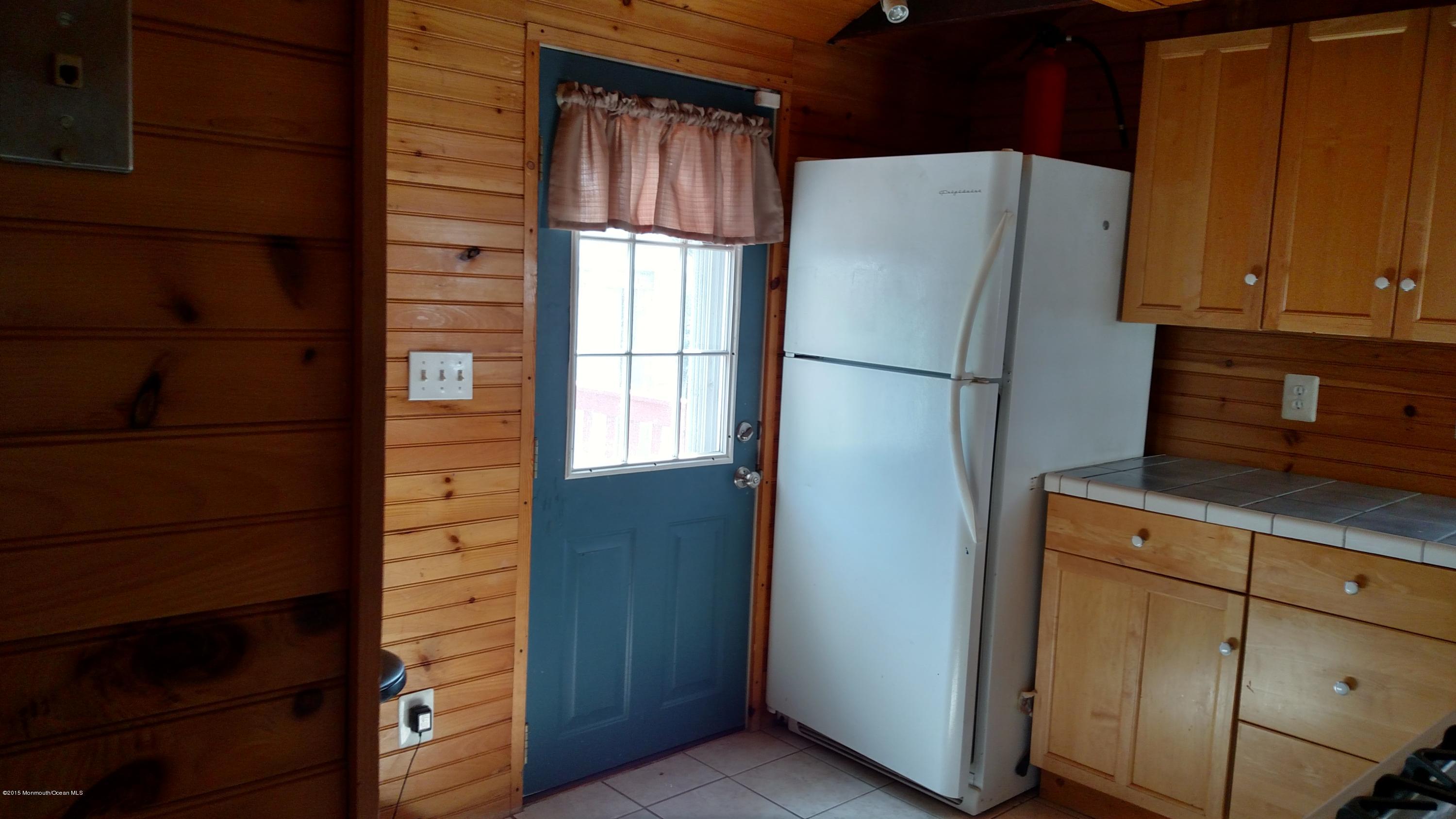 94 Metedeconk Road Brick, NJ 08723 - Photo 6 of 19 Kitchen2