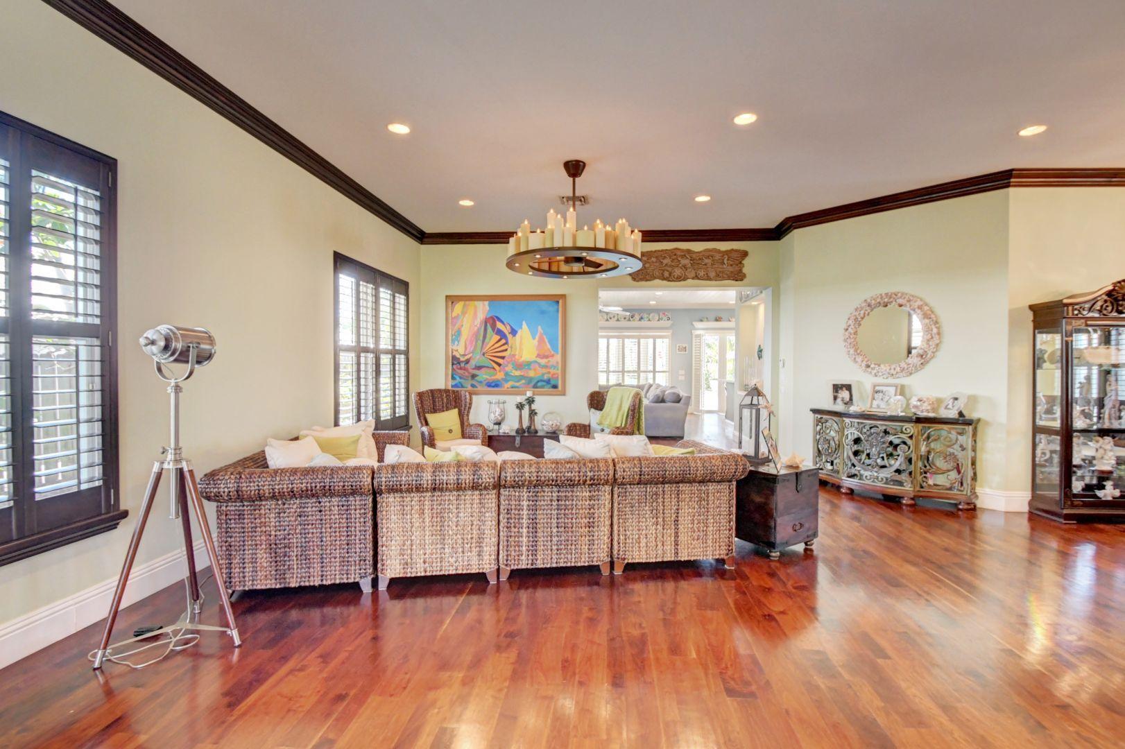930 Southwest 21st Lane Boca Raton, FL 33486 - Photo 5 of 71 LIVING ROOM 3