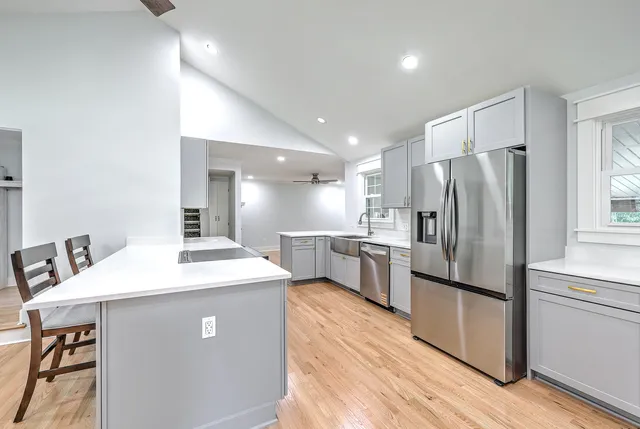 $432,000 | 129 Sycamore Drive, Summerville, SC 29485