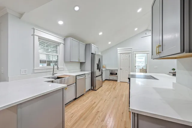 $432,000 | 129 Sycamore Drive, Summerville, SC 29485