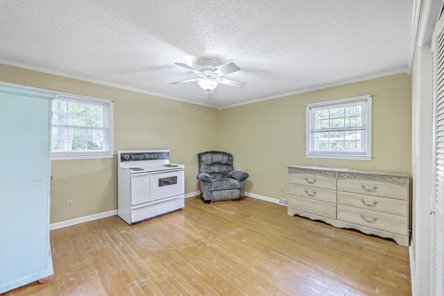 $432,000 | 129 Sycamore Drive, Summerville, SC 29485