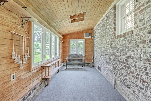 $432,000 | 129 Sycamore Drive, Summerville, SC 29485