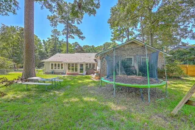 $432,000 | 129 Sycamore Drive, Summerville, SC 29485