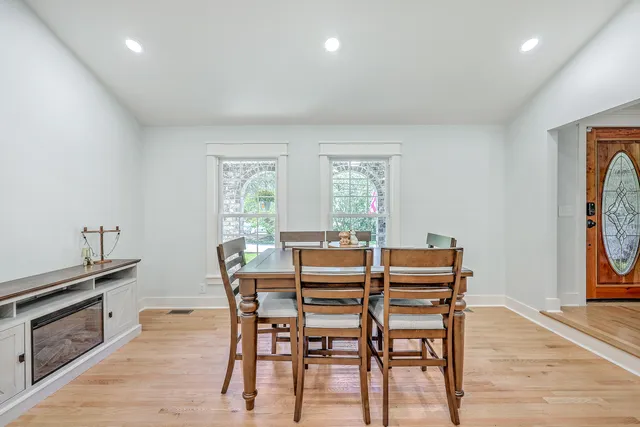 $432,000 | 129 Sycamore Drive, Summerville, SC 29485