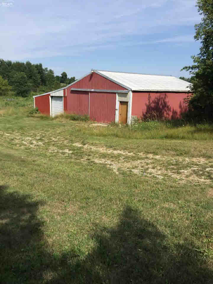 1984 Hadley Road Lapeer, MI 48446 - Photo 17 of 17 21197034-16.JPG