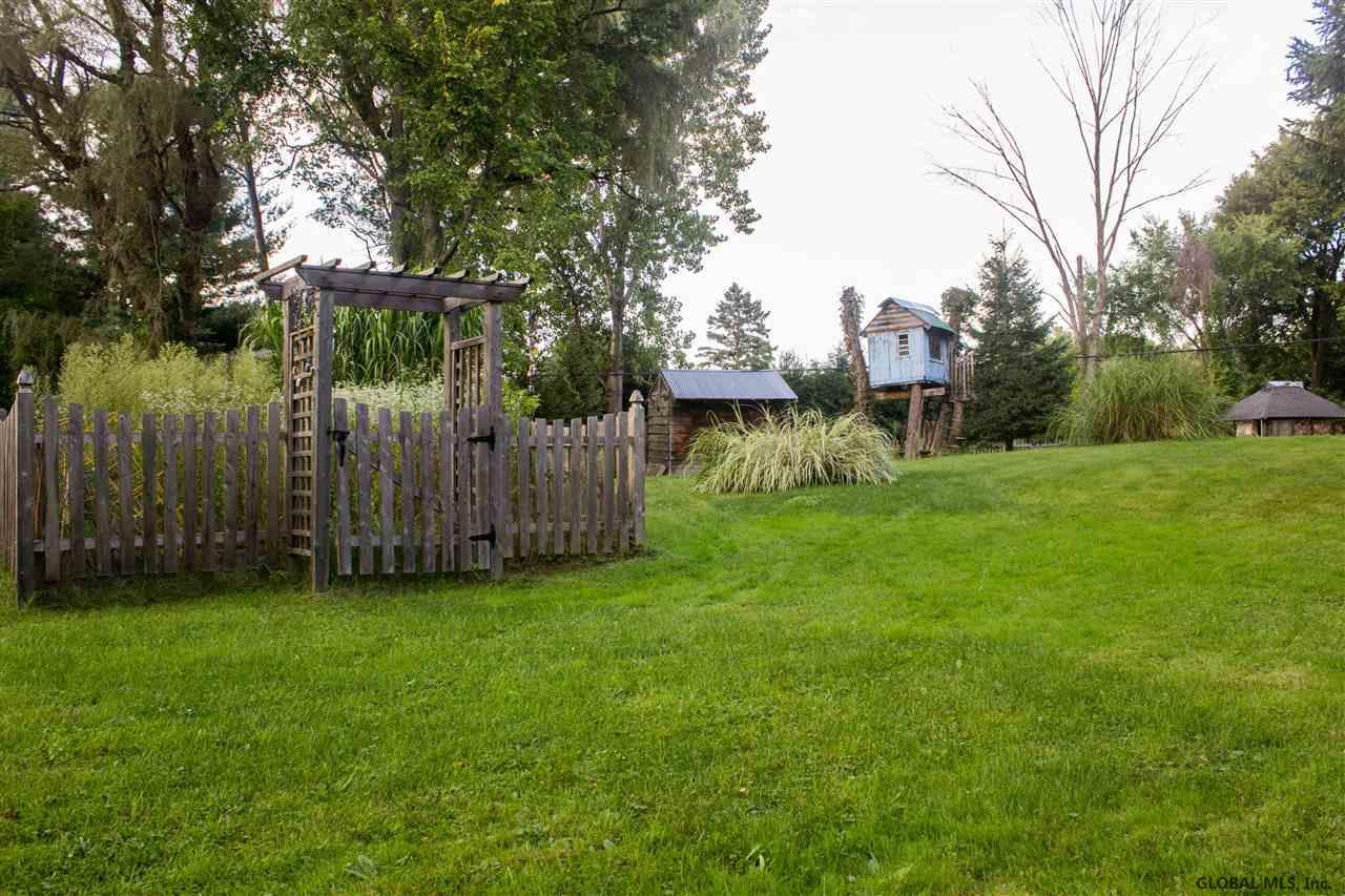 17 Font Grove Road Bethlehem, NY 12159 - Photo 13 of 17 Photo 13