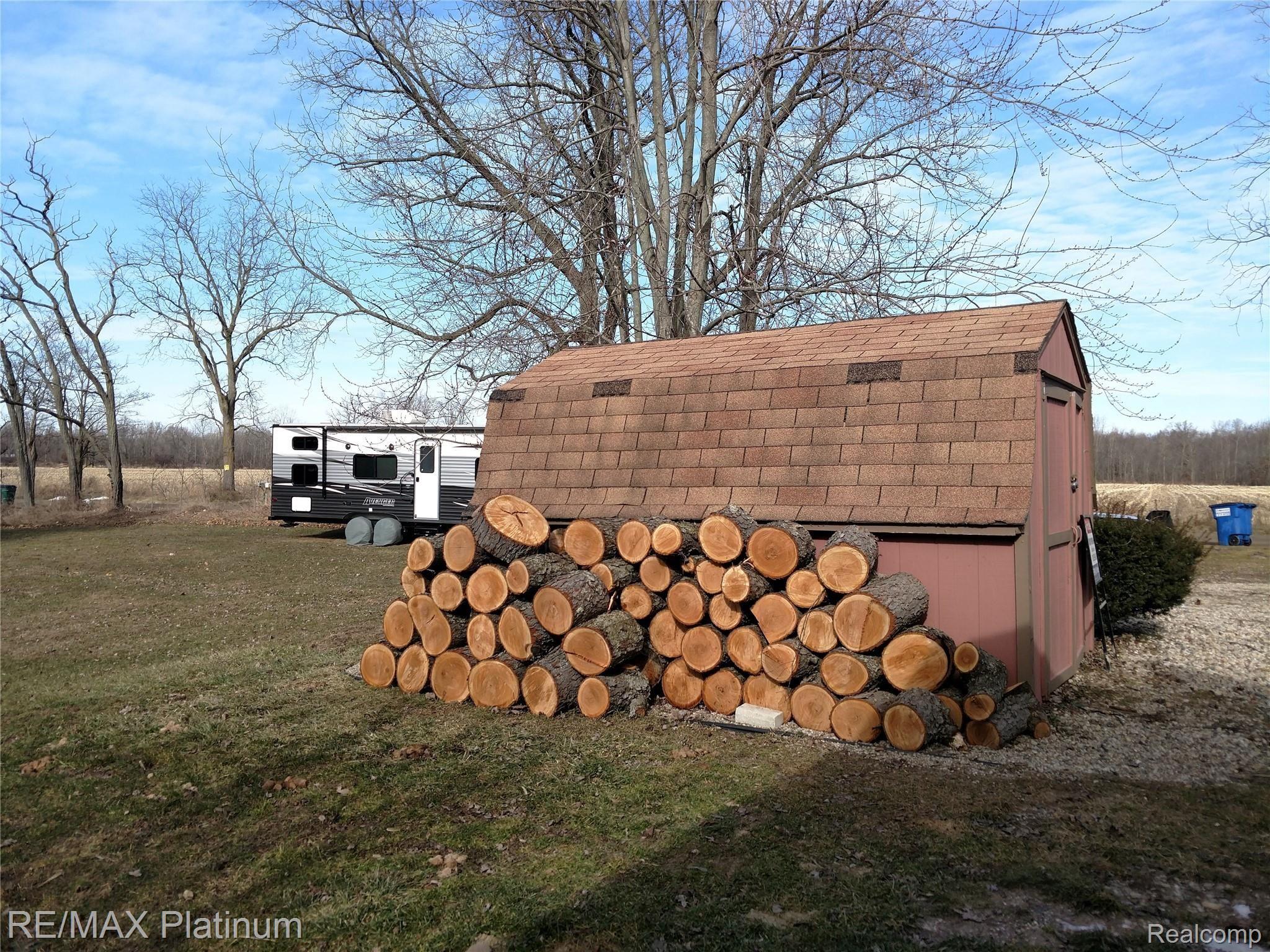 8455 Lamoreaux Road Fowlerville, MI 48836 - Photo 29 of 35 Shed.jpg