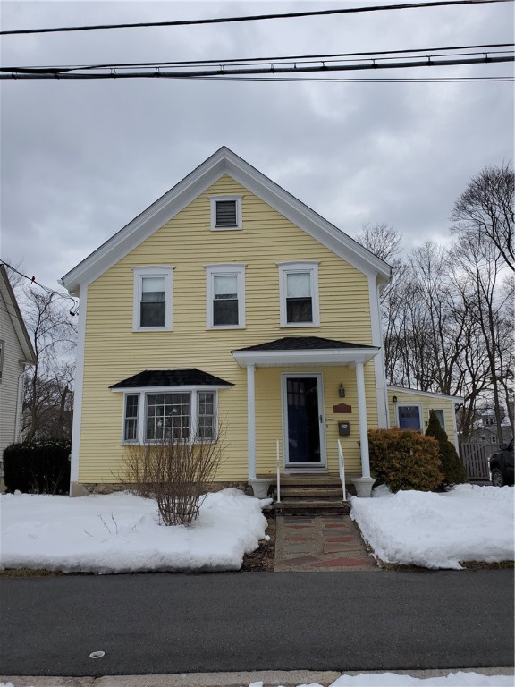 239 Summer Street Woonsocket, RI 02895 - Photo 2 of 32 Gallery Image 2