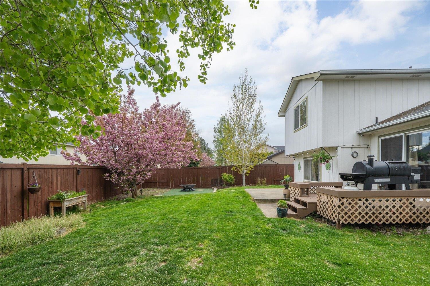 2022 North Rio Grande Lane Spokane Valley, WA 99016 - Photo 23 of 30